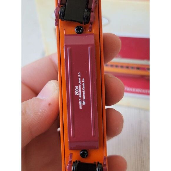 Hallmark Lionel Hiawatha observation car 2004 ornament train Xmas - Picture 8 of 8